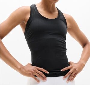 Athleta Black momentum Performance Tank L